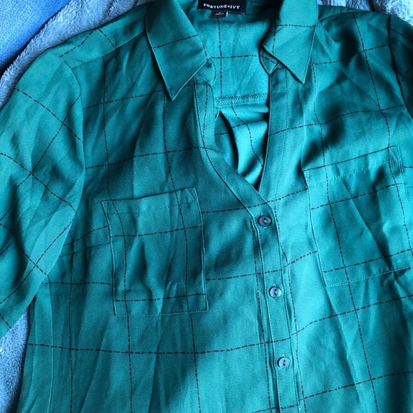 Green , Fortune and Ivy blouse - Picture 2 of 13